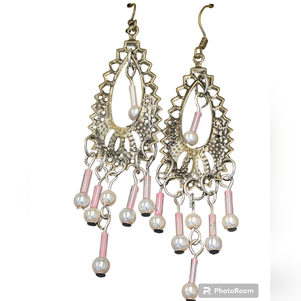Dangle beaded earrings